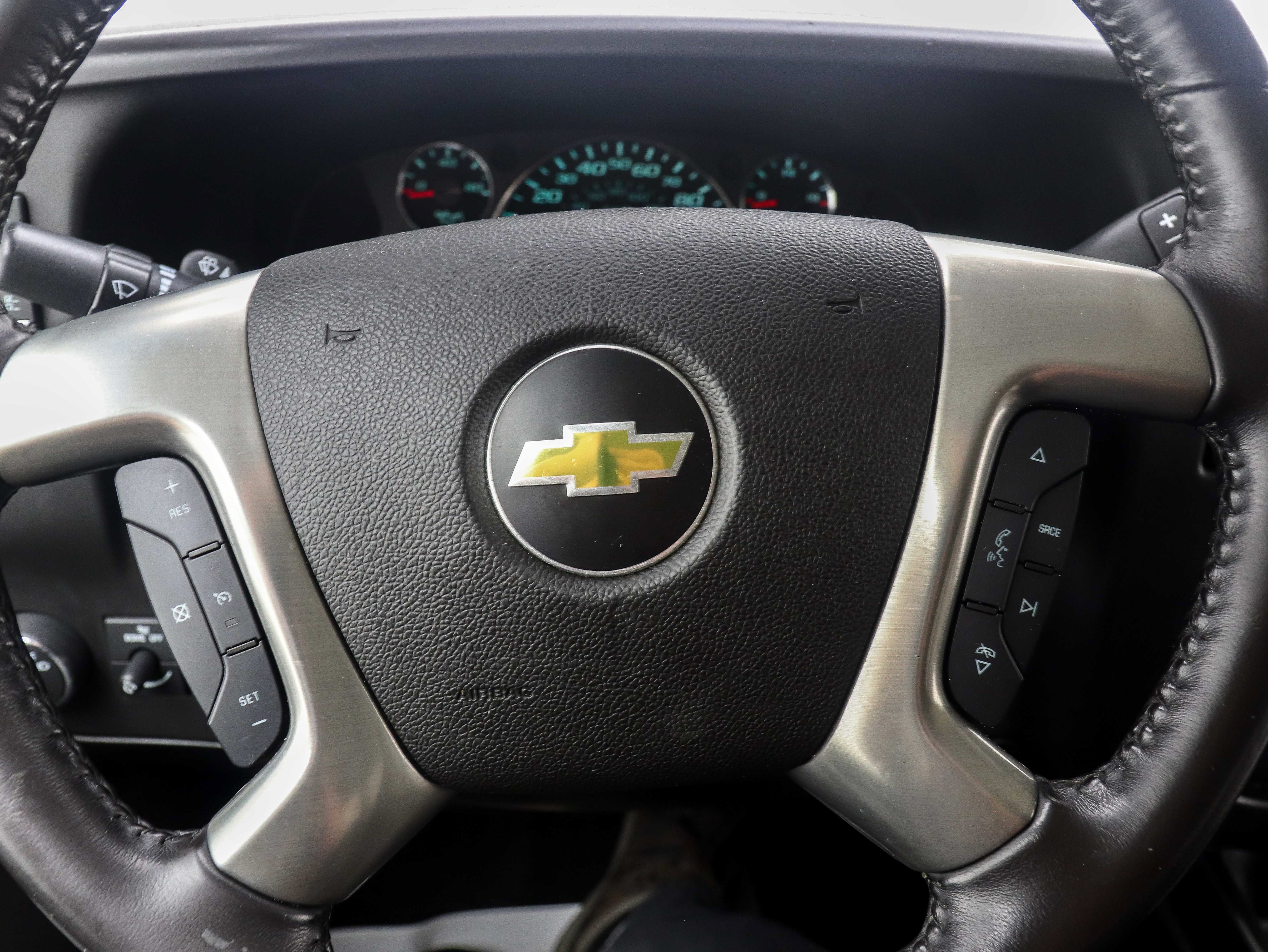 Used 2016 Chevrolet Express 3500 LT w/ LT Preferred Equipment Group RWD image 16