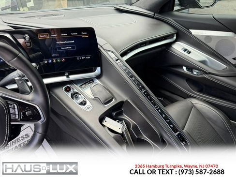 Used 2021 Chevrolet Corvette Stingray Premium Cpe w/ Z51 Performance Package RWD image 28