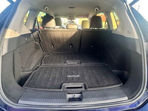 Certified 2024 Nissan Rogue SL image 11