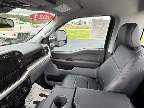 Used 2024 Ford F250 XL w/ FX4 Off-Road Package AWD/4WD image 30