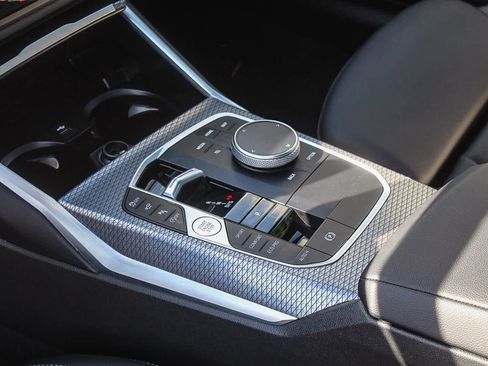 Used 2025 BMW M340i image 19