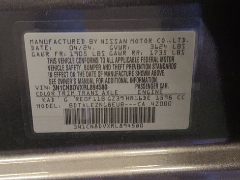 Used 2024 Nissan Versa S w/ Trunk Package FWD image 33