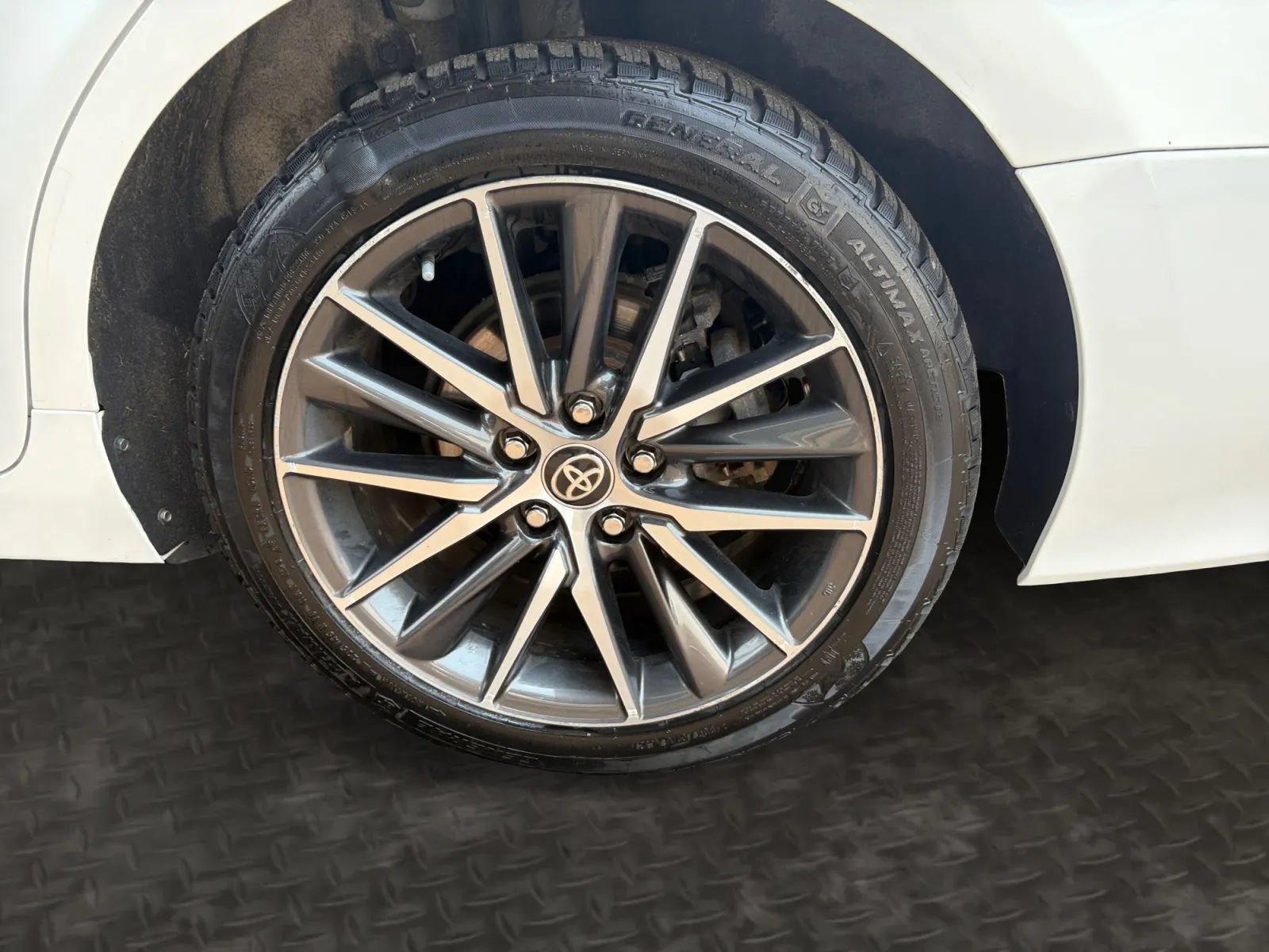 Used 2021 Toyota Camry XLE AWD/4WD image 41