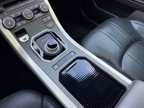 Used 2016 Land Rover Range Rover Evoque SE AWD/4WD image 19