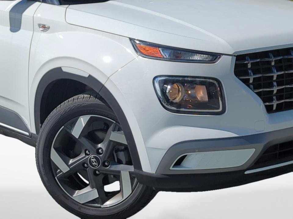 Certified 2026 Hyundai Venue SEL FWD image 23