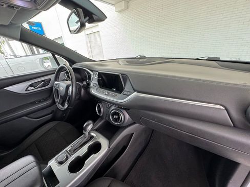 Used 2020 Chevrolet Blazer LT FWD image 19