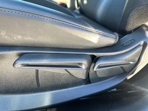 Used 2023 Honda Civic Sport image 4