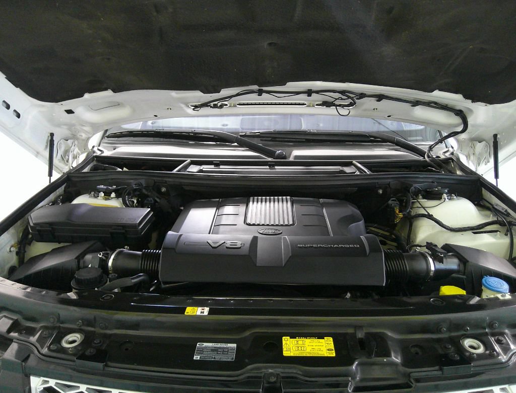 Used 2012 Land Rover Range Rover Supercharged AWD/4WD image 44
