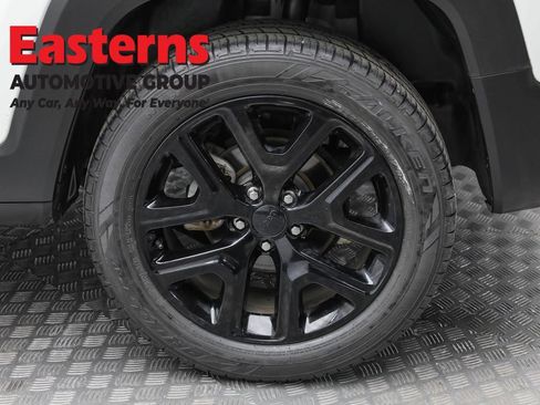 Used 2022 Jeep Renegade Altitude w/ Sun/Sound Group image 8