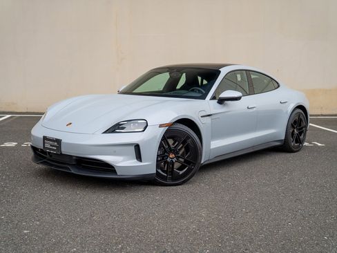 Used 2025 Porsche Taycan image 1