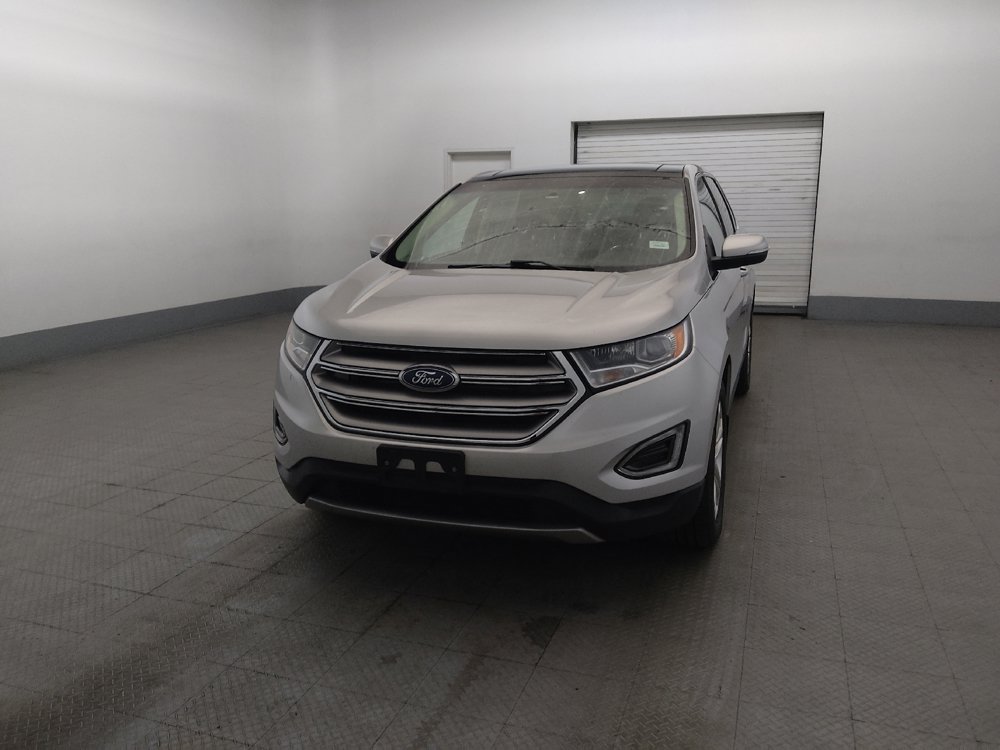 Used 2018 Ford Edge Titanium w/ Equipment Group 301A AWD/4WD image 15