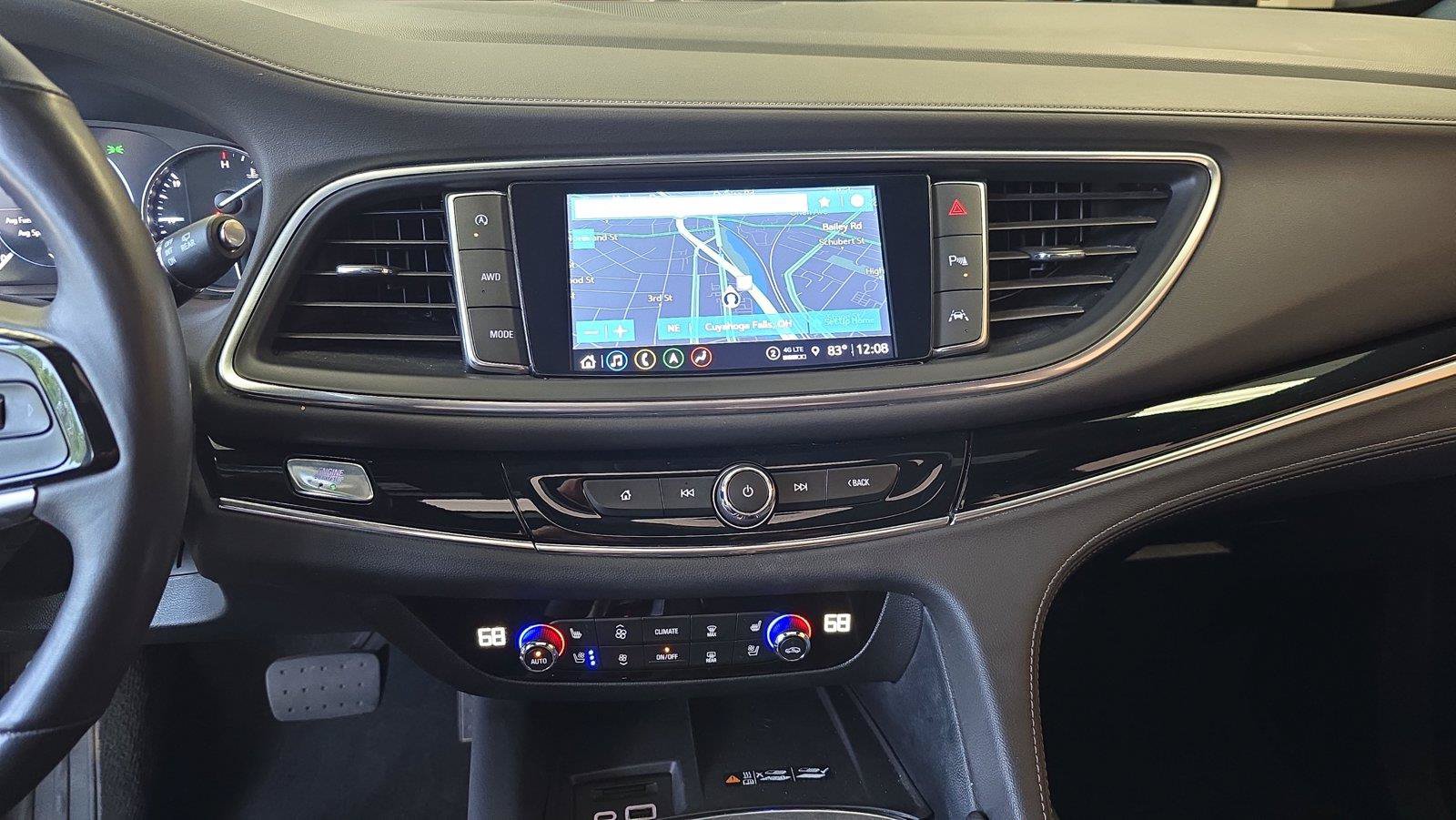 Used 2024 Buick Enclave Avenir w/ Avenir Technology Package AWD/4WD image 22