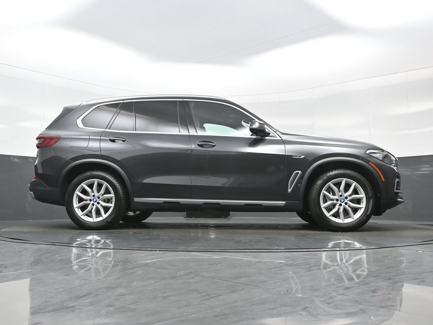 Used 2023 BMW X5 xDrive45e AWD/4WD image 33