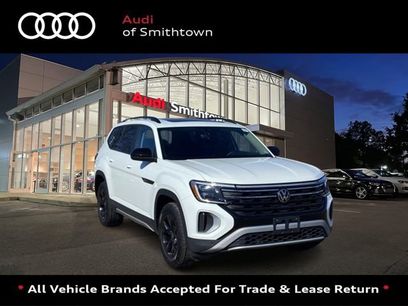 Used 2025 Volkswagen Atlas Peak Edition SE