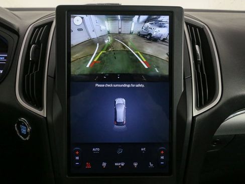 Used 2022 Ford Edge SEL w/ Convenience Package image 25