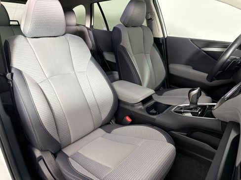 Used 2023 Subaru Outback Premium AWD/4WD image 35