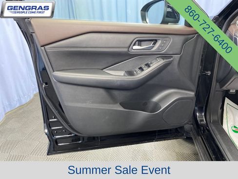 Used 2023 Nissan Rogue SL w/ SL Premium Package AWD/4WD image 13