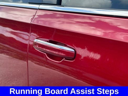 Used 2024 Cadillac Escalade ESV Premium Luxury Platinum image 21