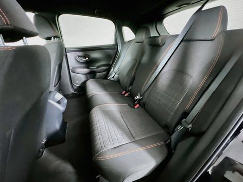 Certified 2025 Honda HR-V Sport image 27