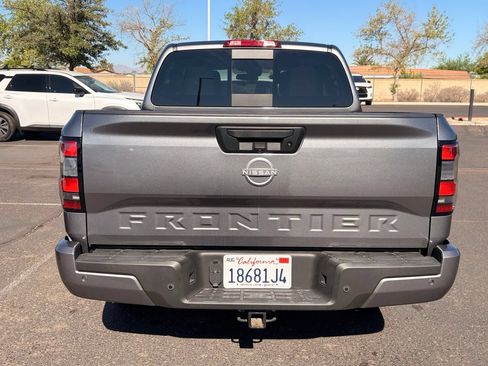 Certified 2025 Nissan Frontier SV w/ SV Convenience Package RWD image 5