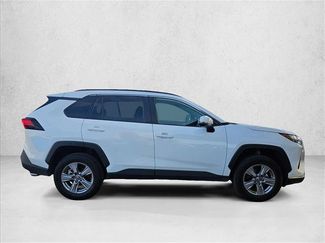 Used 2025 Toyota RAV4 XLE FWD video 4