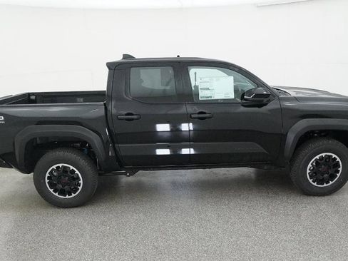 New 2026 Toyota Tacoma TRD Off-Road image 2