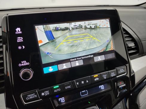 Used 2023 Honda Odyssey Touring image 20