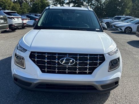 New 2026 Hyundai Venue SEL image 8