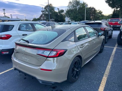Used 2025 Honda Civic Sport image 5