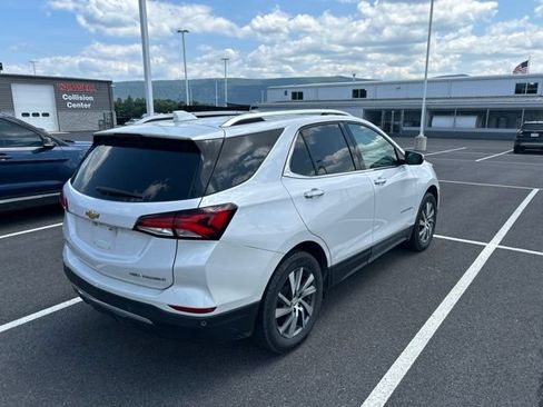 Used 2024 Chevrolet Equinox Premier AWD/4WD image 5