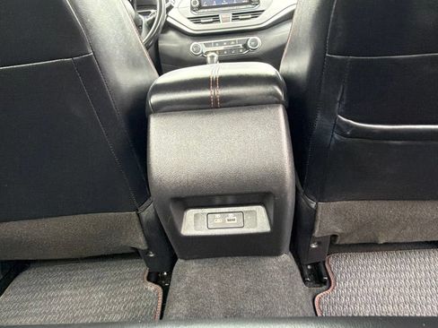 Used 2024 Nissan Altima 2.5 SR FWD image 16