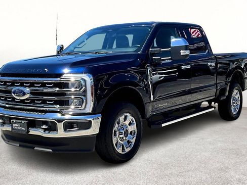Used 2024 Ford F250 Lariat w/ Chrome Package AWD/4WD image 14