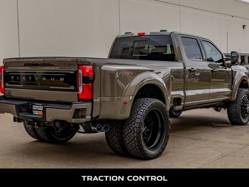 Used 2026 Ford F450 Platinum w/ Platinum Plus Package image 10