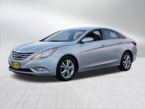Used 2013 Hyundai Sonata Limited image 3