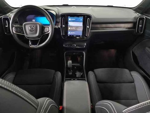 Certified 2024 Volvo XC40 Recharge Plus w/ Protection Package Premier image 15