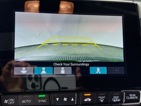 Used 2023 Honda Odyssey Touring image 19