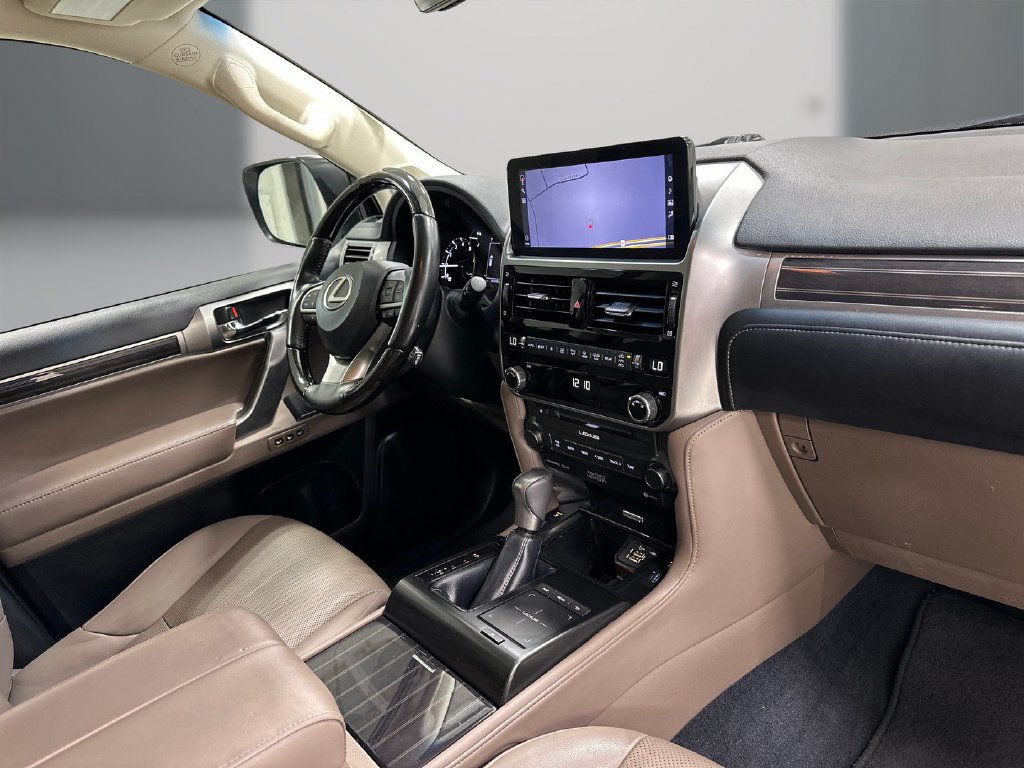 Used 2022 Lexus GX 460 Premium AWD/4WD image 16