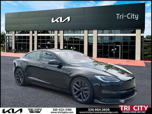 Used 2021 Tesla Model S Plaid image 1