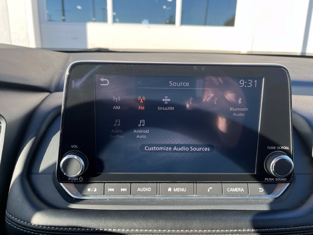 Used 2024 Nissan Rogue S AWD/4WD image 20