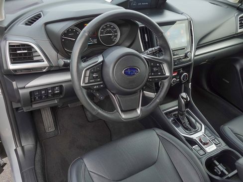 Used 2021 Subaru Forester Limited w/ Popular Package #3 image 9