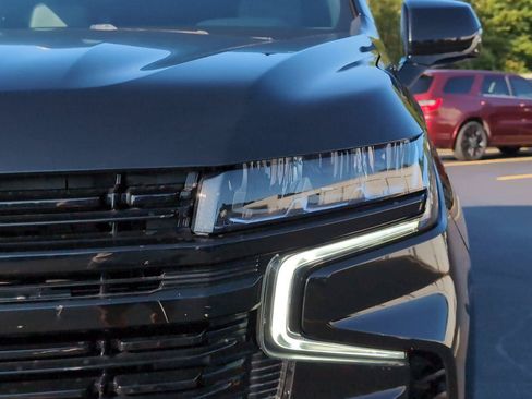 Used 2024 Chevrolet Tahoe RST w/ Luxury Package AWD/4WD image 12