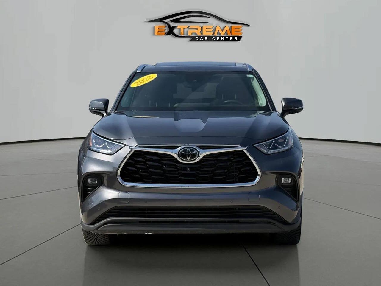 Used 2023 Toyota Highlander Limited AWD/4WD image 9