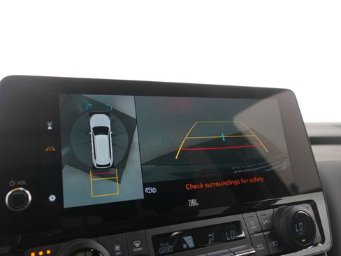 Used 2024 Toyota Grand Highlander Limited image 30