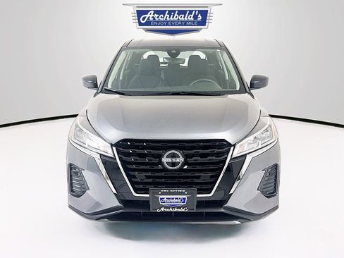 Used 2023 Nissan Kicks S w/ Interior Electronics Package image 2