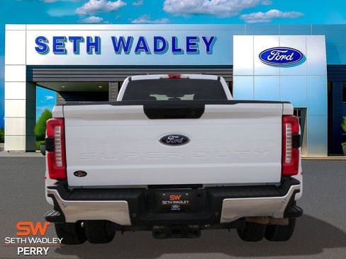 Used 2023 Ford F350 XLT w/ 360-Degree Camera Package image 5