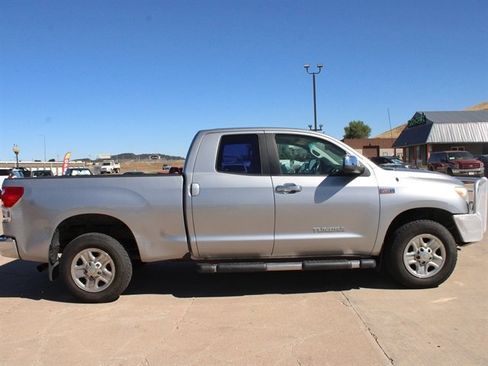 Used 2010 Toyota Tundra 4x4 Double Cab w/ Tow Pkg image 5