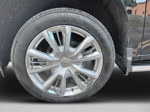 Used 2024 Chevrolet Silverado 1500 High Country AWD/4WD image 11