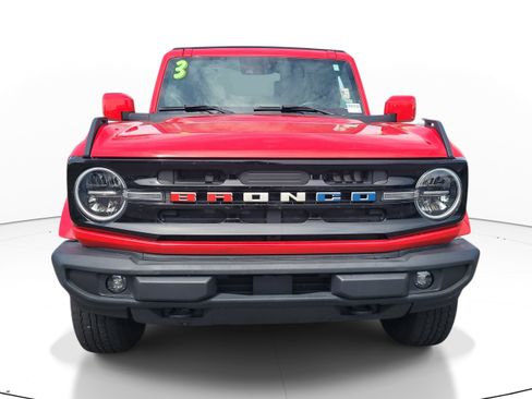Used 2023 Ford Bronco Outer Banks AWD/4WD image 2