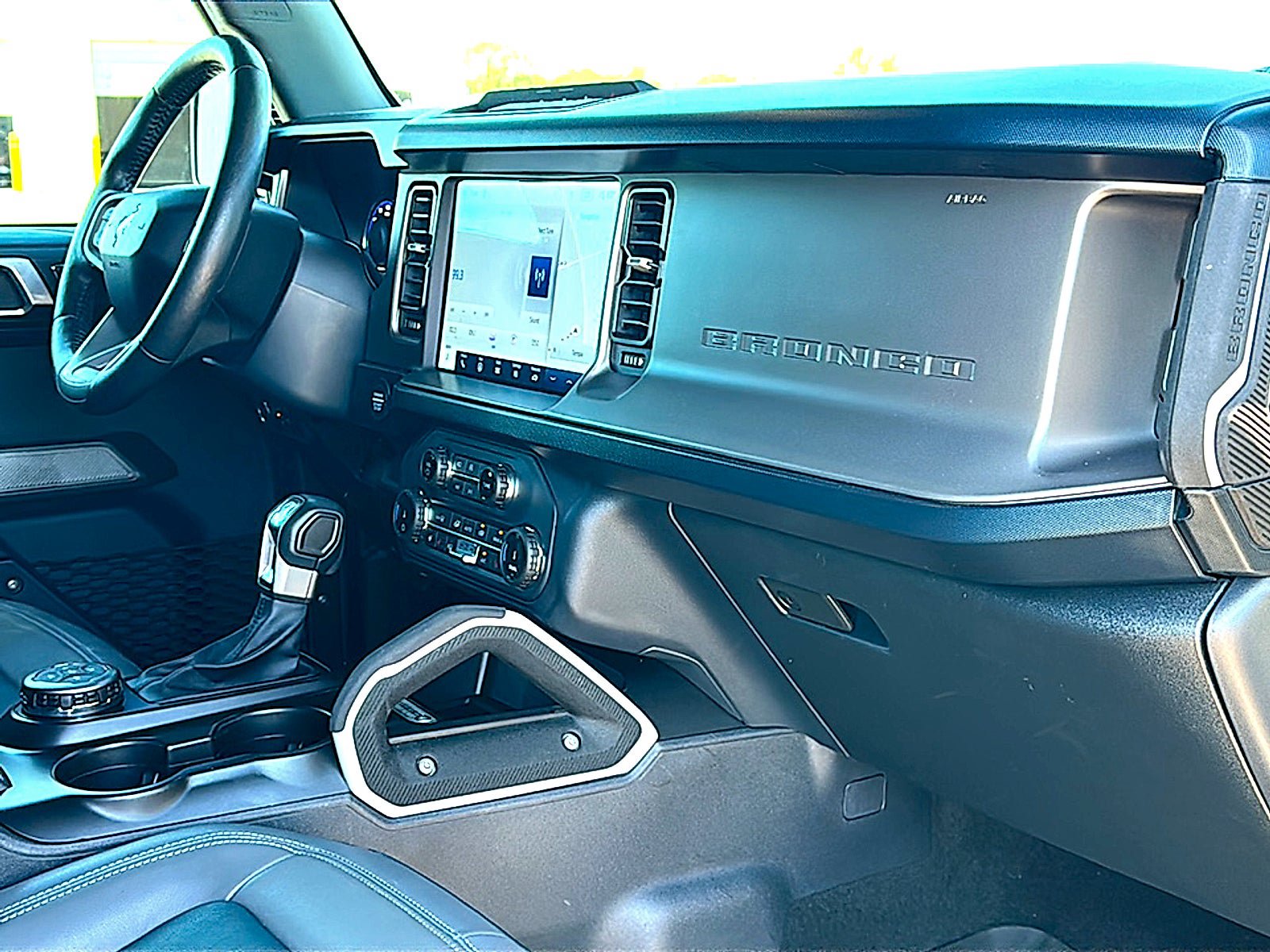 Used 2022 Ford Bronco Outer Banks AWD/4WD image 24