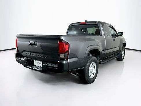 Used 2018 Toyota Tacoma SR RWD image 9